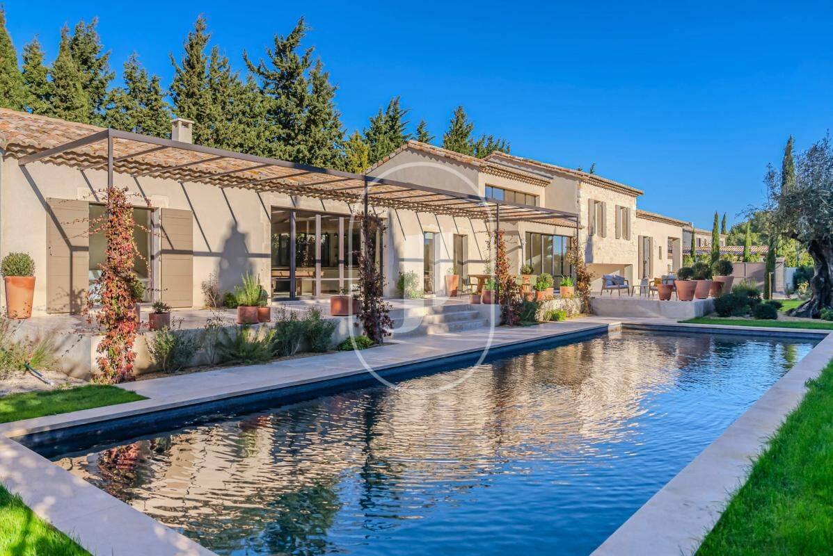 Maison à vendre, 270m², MAUSSANE LES ALPILLES