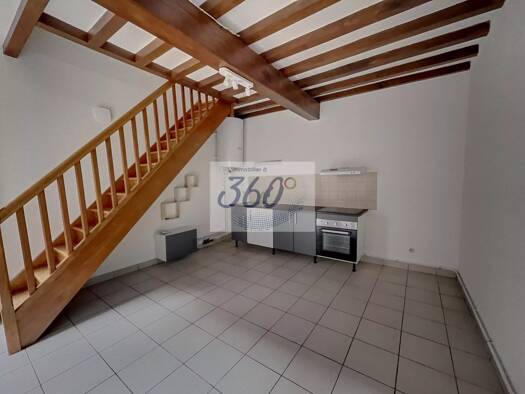 Maison à louer 460 € 2 pièces 1 chambre 30,9 m² Chateaurenaud Louhans 71500