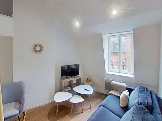 Appartement à louer 589 € 2 pièces 1 chambre 33,6 m² 2ème étage Fives Lille 59800