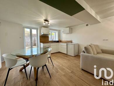 Maison de ville à louer 850 € 2 pièces 1 chambre 45 m² Château-Landon 77570