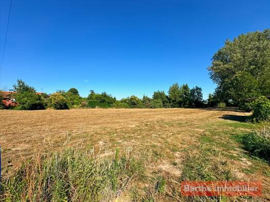 Terrain constructible à vendre 76 500 € 2 326 m² de terrain Périphérique Ouest Gaillac 81600