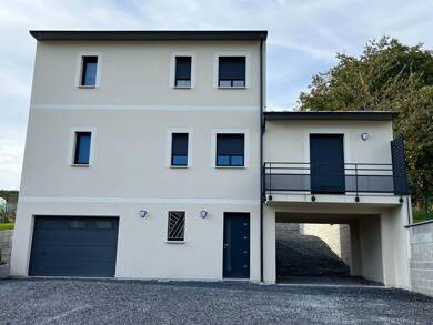 Maison à louer 1 650 € 4 pièces 3 chambres 164,5 m² 150 m² de terrain Chevincourt 60150
