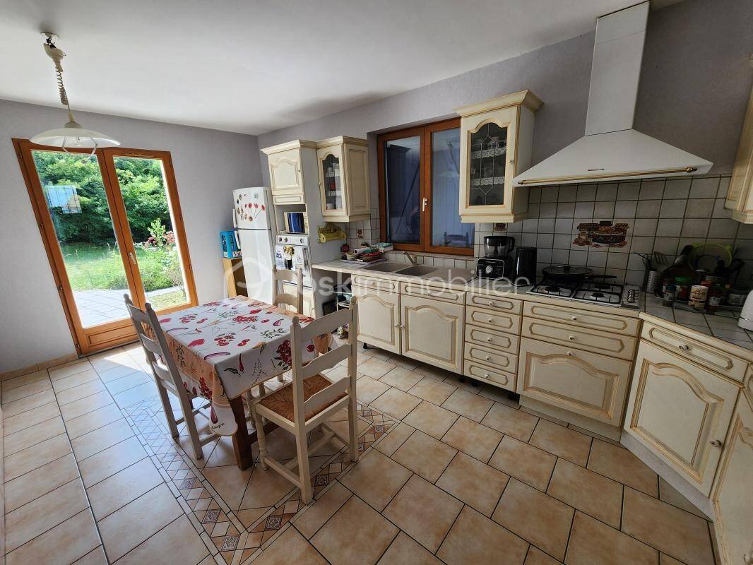 Maison à vendre, 230m², PONT SUR YONNE
