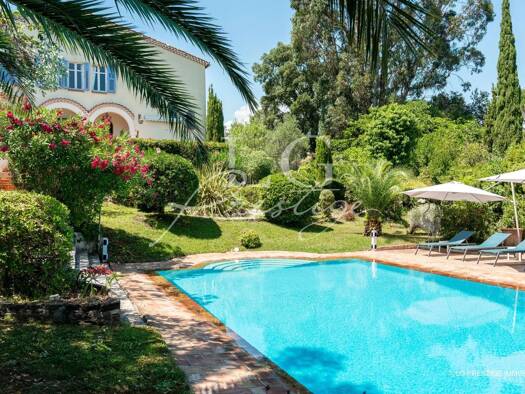 Villa à vendre 2 730 000 € 10 pièces 8 chambres 372,91 m² 2 608 m² de terrain Le Grand Duc-Minelle Mandelieu-la-Napoule 06210