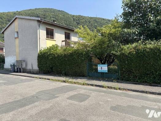 Maison jumelée à vendre 315 000 € 4 pièces 3 chambres 84,73 m² 244 m² de terrain Poisat 38320