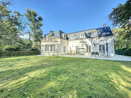 Maison à vendre 1 470 000 € 8 pièces 5 chambres 340 m² 4 840 m² de terrain Ouest Lamorlaye 60260