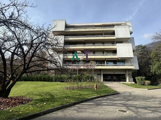 Appartement à vendre 295 000 € 3 pièces 2 chambres 94,5 m² Étage 1/5 Ayguinards Meylan 38240