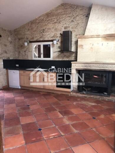 Maison de plain-pied à louer 830 € 4 pièces 3 chambres 94,3 m² disponible à partir du 05/07/2025 Galgon 33133