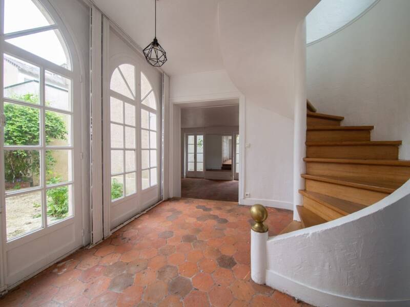 Maison à vendre, 140m², MARNES LA COQUETTE