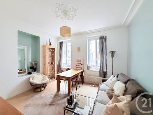 Appartement à vendre 349 000 € 2 pièces 1 chambre 35 m² RDC Paris 18ème arrondissement 75018