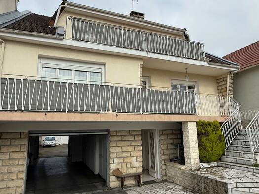 Appartement à louer 860 € 2 pièces 1 chambre 48 m² RDC Montsoult 95560