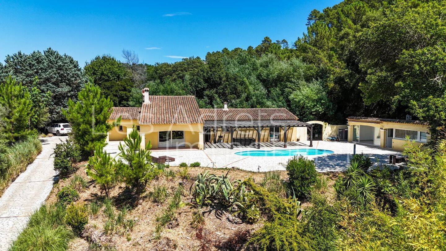 Maison à vendre, 190m², LES ADRETS DE L'ESTEREL