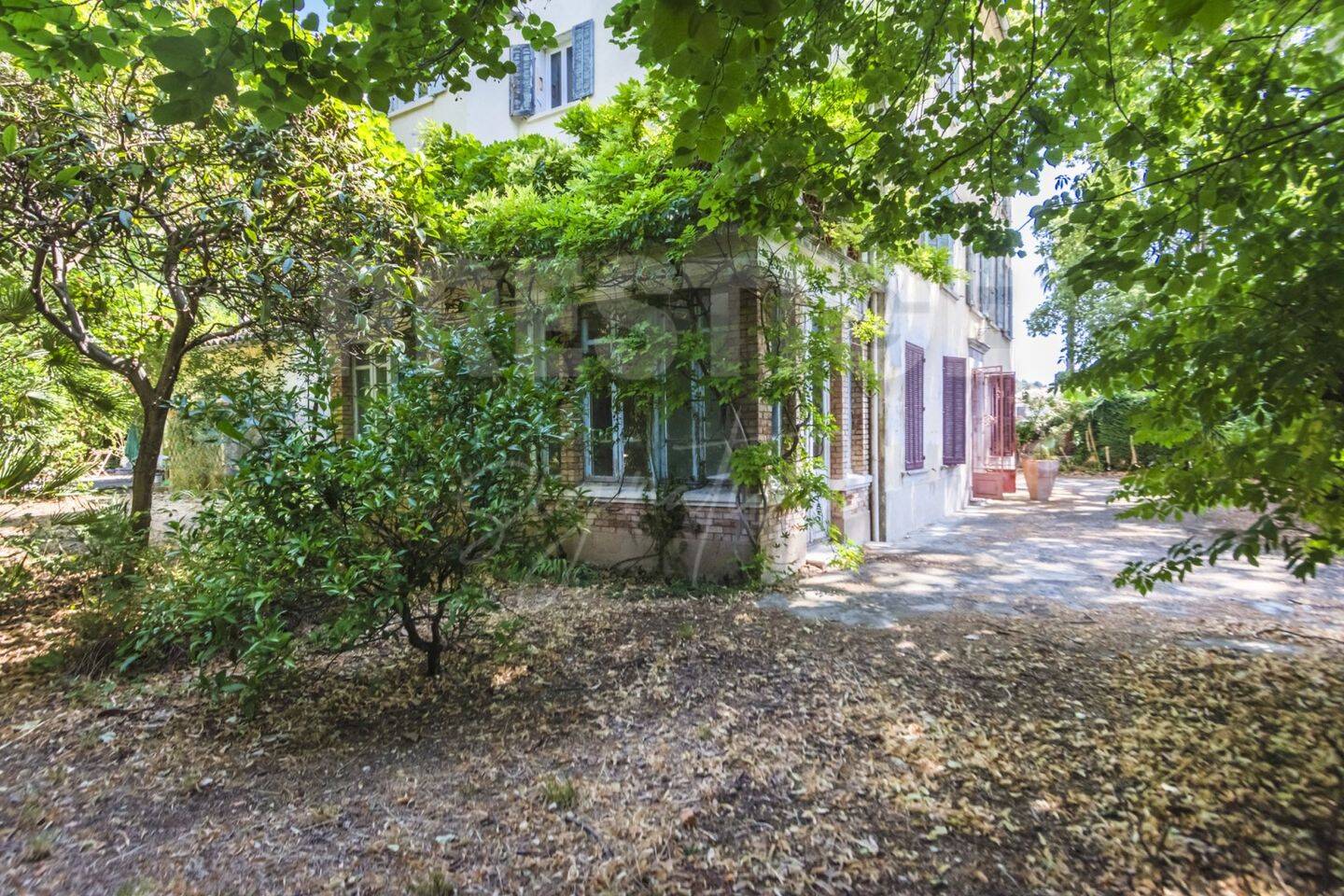 Maison à vendre, 385m², LA VALETTE DU VAR
