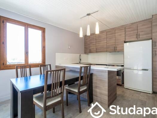 Maison à louer 1 800 € 5 pièces 4 chambres 90 m² dès le 01/05/2026 Sainte Marguerite Marseille 9ème arrondissement 13009