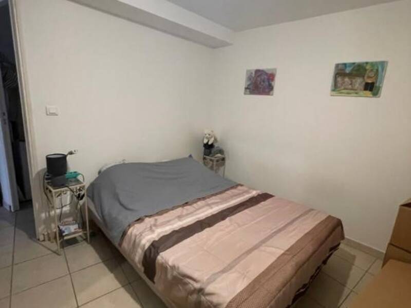 Maison à louer, 28m², NANS LES PINS