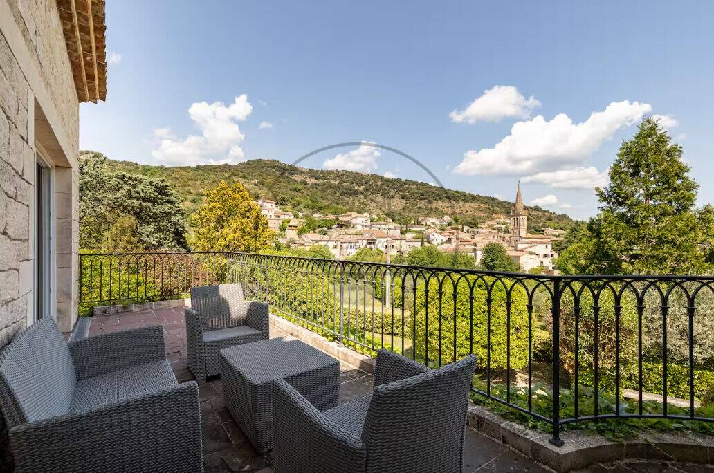 Maison à vendre, 522m², SAINT SAUVEUR DE CRUZIERES