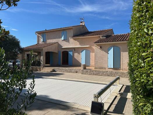 Villa à vendre 590 000 € 5 pièces 4 chambres 166 m² 1 003 m² de terrain Pertuis 84120