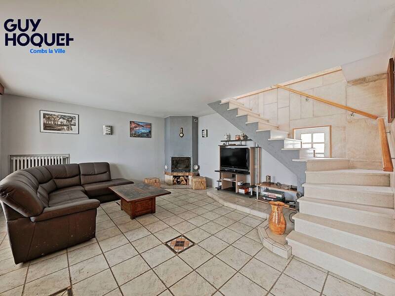 Maison à vendre, 140m², COMBS LA VILLE