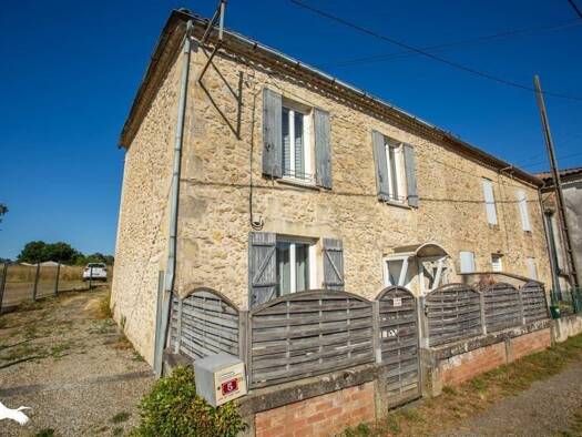 Maison à vendre 176 715 € 5 pièces 2 chambres 95 m² 558 m² de terrain Langon 33210