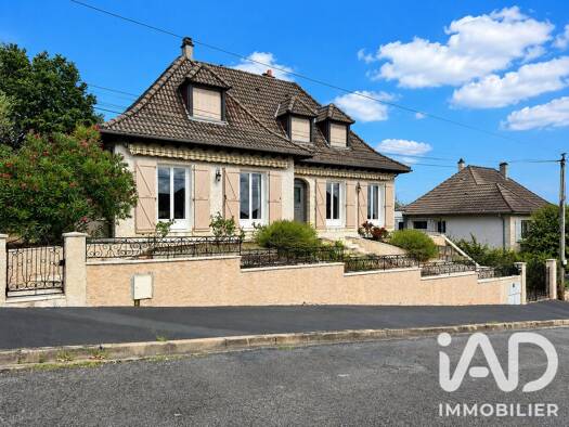 Maison à vendre 279 500 € 7 pièces 4 chambres 162 m² 650 m² de terrain Hôpital Brive-la-Gaillarde 19100