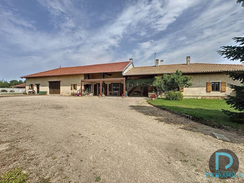 Maison à vendre, 210m², SAINT CYR SUR MENTHON