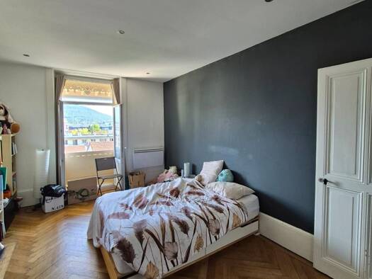 Appartement à vendre 235 000 € 3 pièces 2 chambres 63,65 m² Étage 3/4 Italie-Jacotot Aix-les-Bains 73100