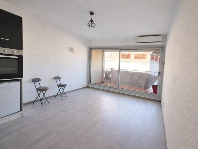 Maison à louer, 25m², MEZE