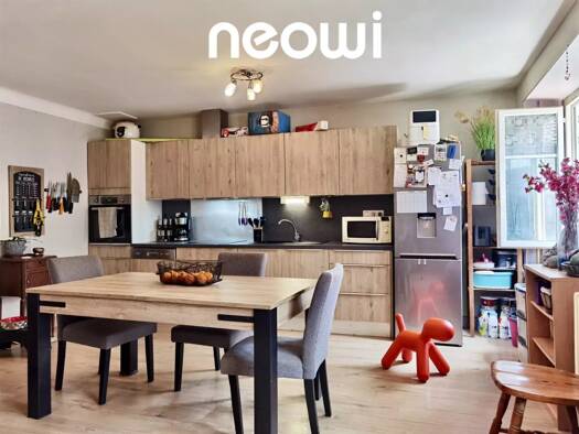 Maison à vendre 84 000 € 4 pièces 3 chambres 80 m² 67 m² de terrain Montsalvy 15120