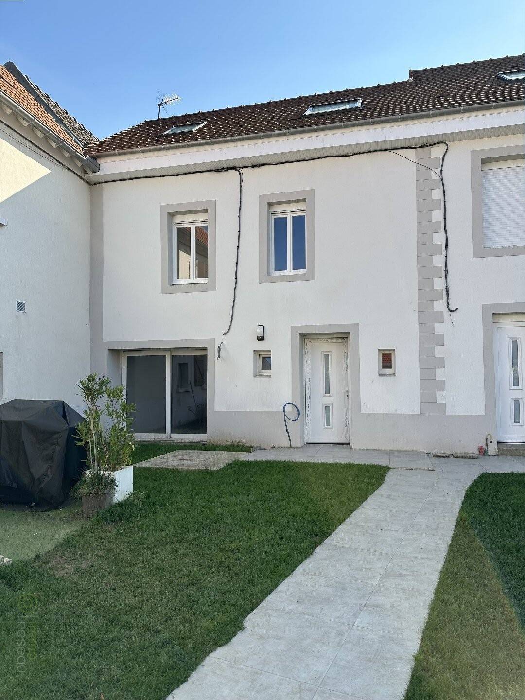 Maison à vendre, 189m², NEUILLY EN THELLE