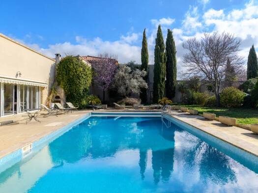 Villa à vendre 950 000 € 6 pièces 4 chambres 292 m² 1 471 m² de terrain Saint-Victoret 13730