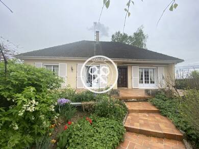 Maison à vendre 295 000 € 6 pièces 4 chambres 157 m² 6 195 m² de terrain Montaulin 10270