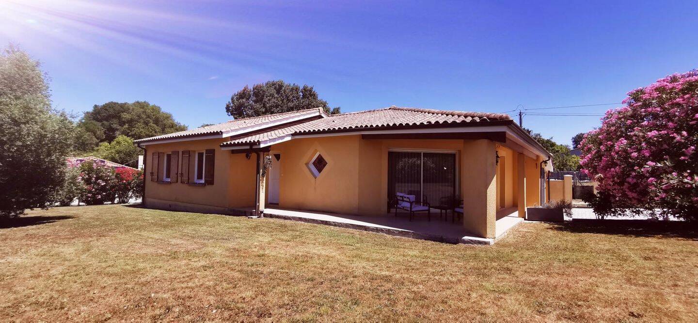 Maison à vendre, 118m², PRIGNAC ET MARCAMPS