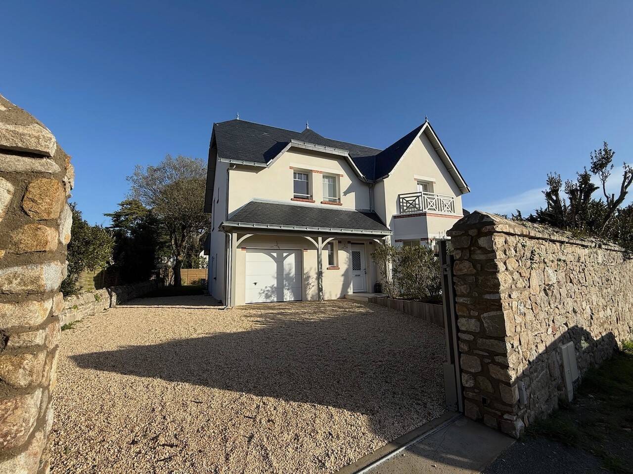 Maison à vendre, 180m², LE POULIGUEN