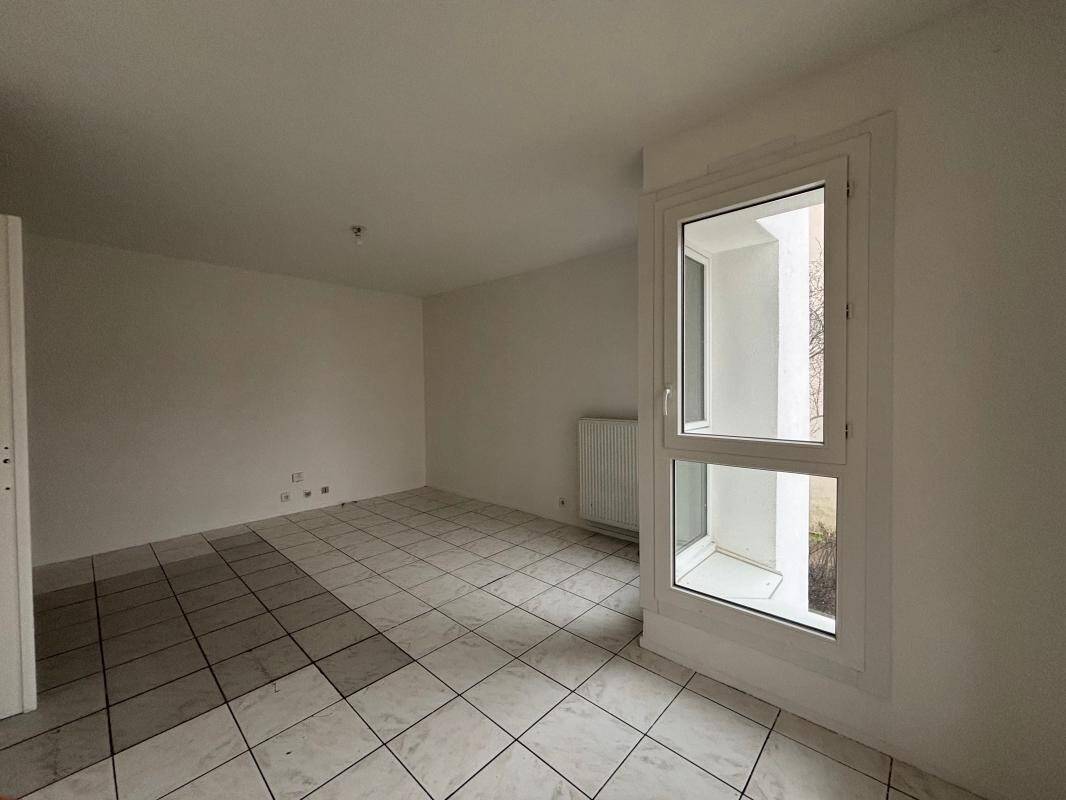 Maison à louer, 47m², COURCOURONNES