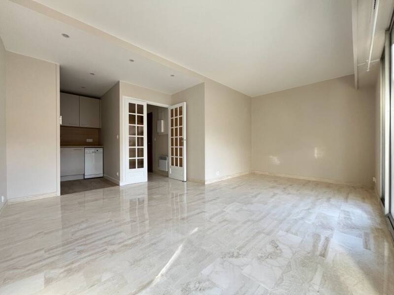 Maison à louer, 47m², NICE