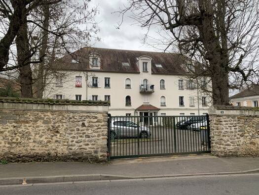 Garage/Stationnement à louer 59 € 15 m² Dammarie les Lys 77190