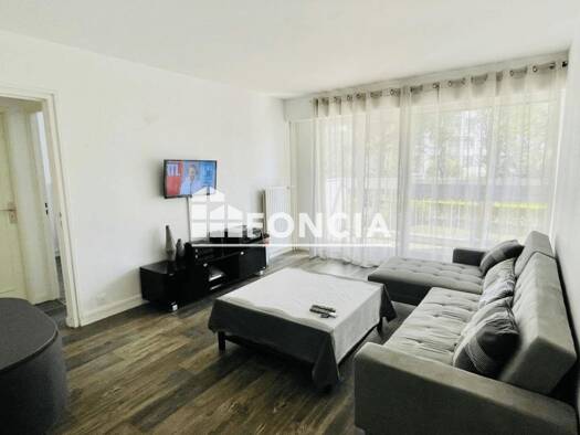 Appartement à louer 991 € 2 pièces 1 chambre 50,49 m² 1er étage Montreal Marly-le-Roi 78160