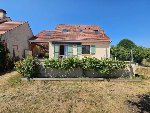 Maison à vendre 369 000 € 5 pièces 4 chambres 102 m² 330 m² de terrain L'Est Chanteloup-les-Vignes 78570
