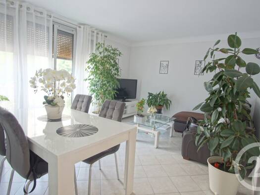 Appartement à vendre 267 000 € 4 pièces 3 chambres 75,7 m² 1er étage Choisy le Roi 94600