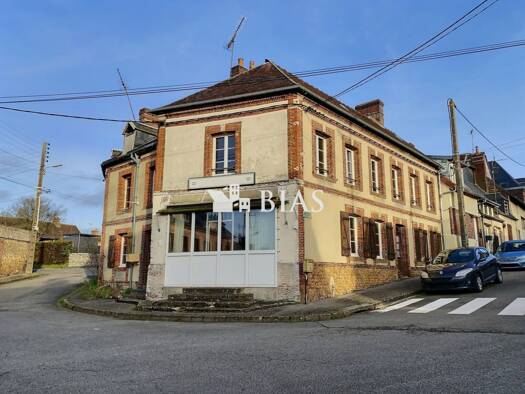 Maison à vendre 83 000 € 10 pièces 5 chambres 248 m² 275 m² de terrain Rugles 27250