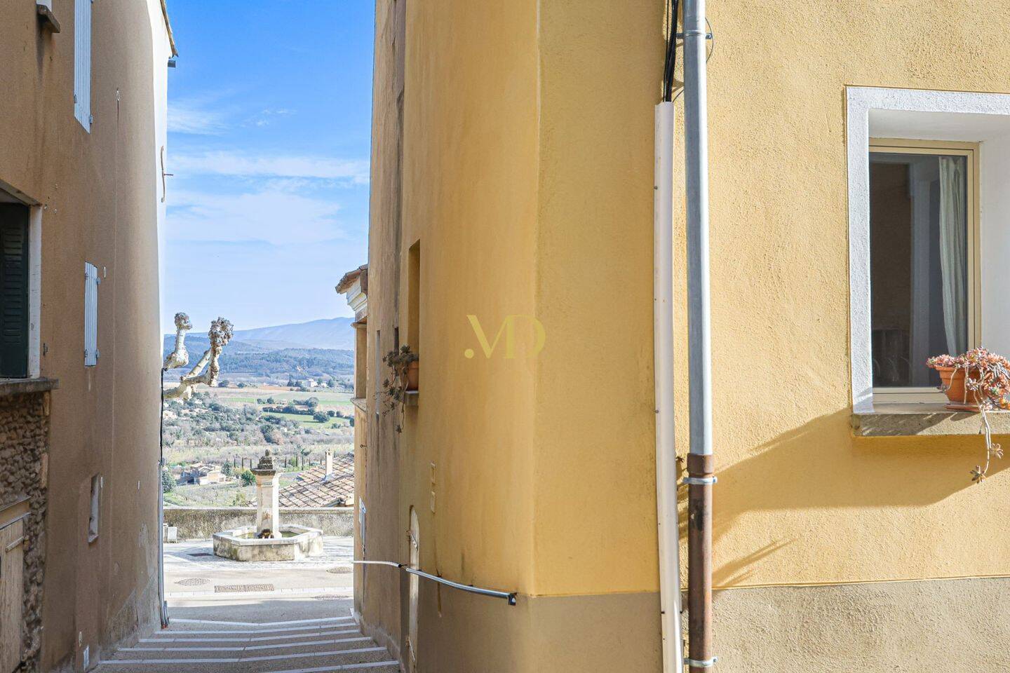 Maison à vendre, 69m², SAINT SATURNIN LES APT