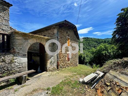 Maison à vendre 129 000 € 3 pièces 2 chambres 120 m² 1 440 m² de terrain Prades 07380