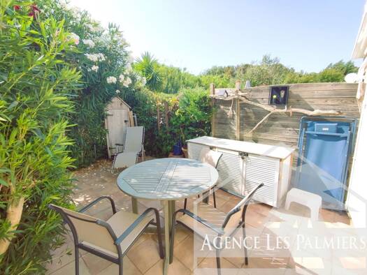 Maison à vendre 250 000 € 3 pièces 2 chambres 26,74 m² 16 m² de terrain La Plage du Lavandou Le Lavandou 83980