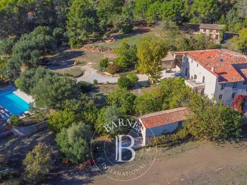 Maison à vendre, 500m², BAGNOLS EN FORET