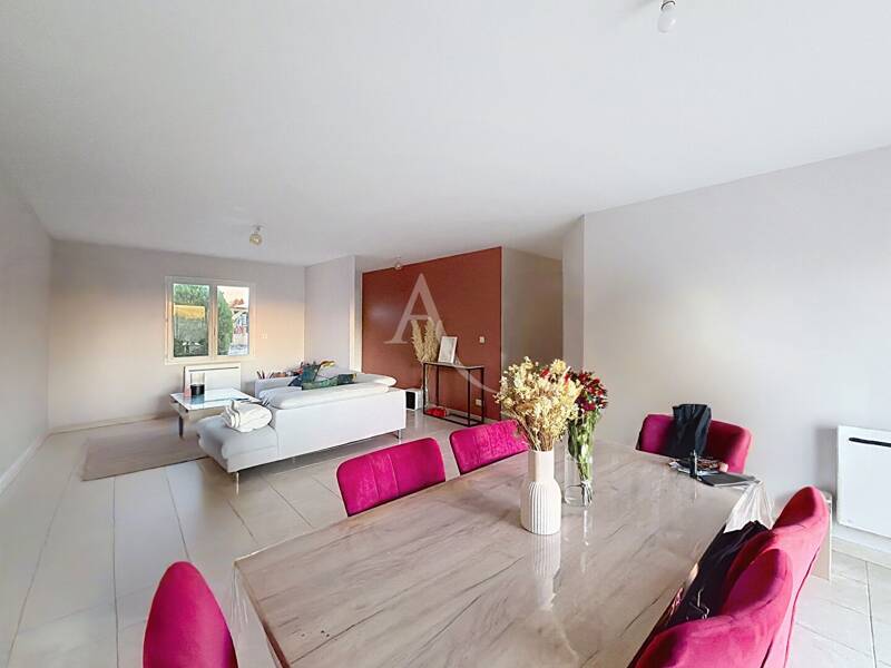 Maison à louer, 98m², CORZE