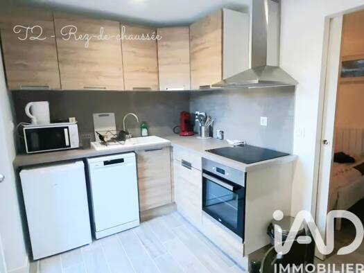 Immeuble à vendre 239 000 € 110 m² Sainte-Jalle 26110