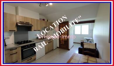 Appartement à louer 390 € 2 pièces 1 chambre 29 m² Étage 1/2 Meaudre 38112