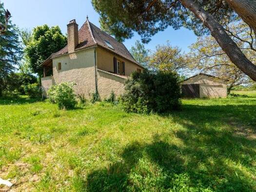 Maison à vendre 161 000 € 4 pièces 3 chambres 76 m² 12 350 m² de terrain Montclera 46250