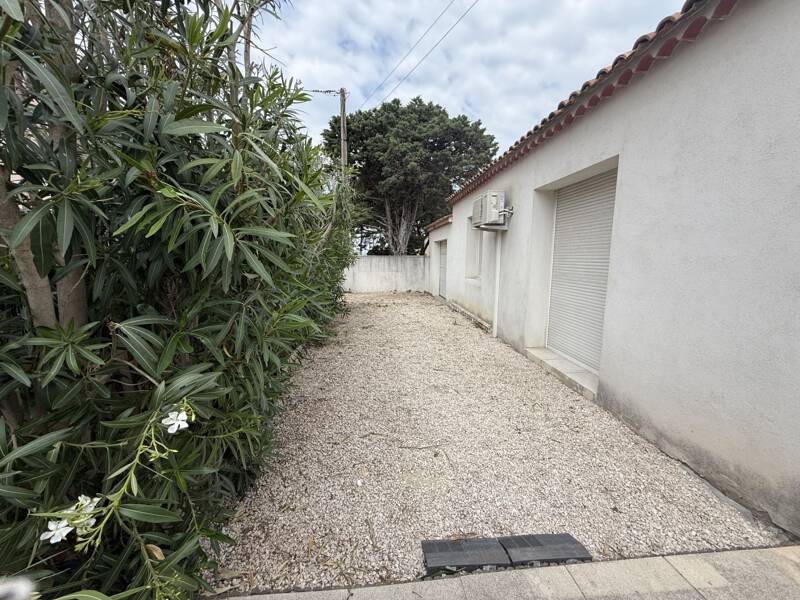Maison à louer, 85m², CHATEAUNEUF LES MARTIGUES