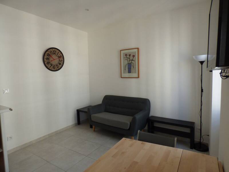 Maison à louer, 24m², MARSEILLE 7E